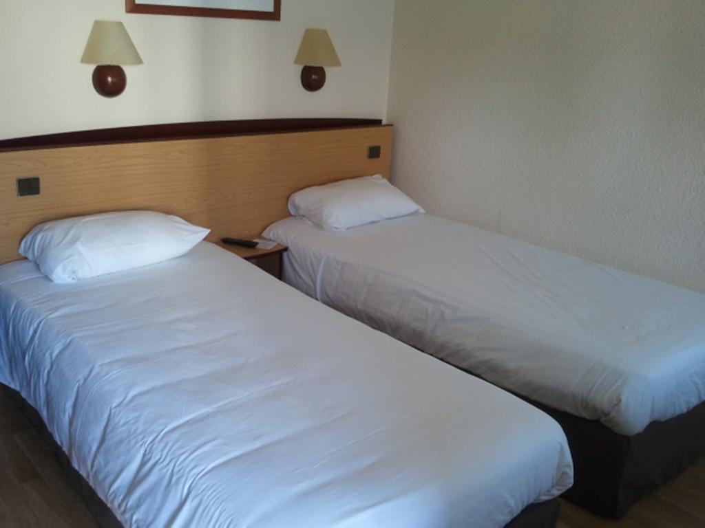 Hotel Campanile Bordeaux Ouest - Le Bouscat Habitación foto